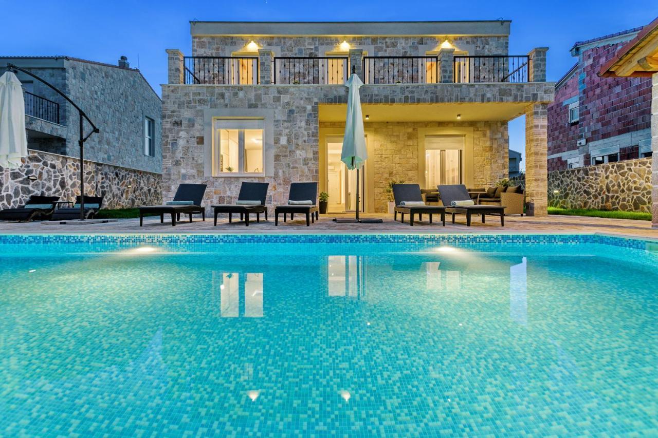 Luxury Stone Villa With Pool - Brisevo מראה חיצוני תמונה